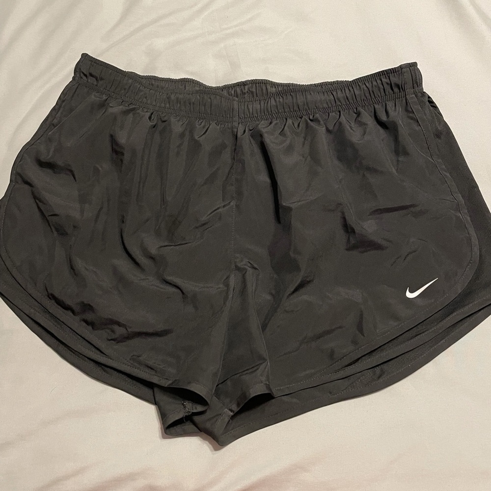 Black Nike shorts